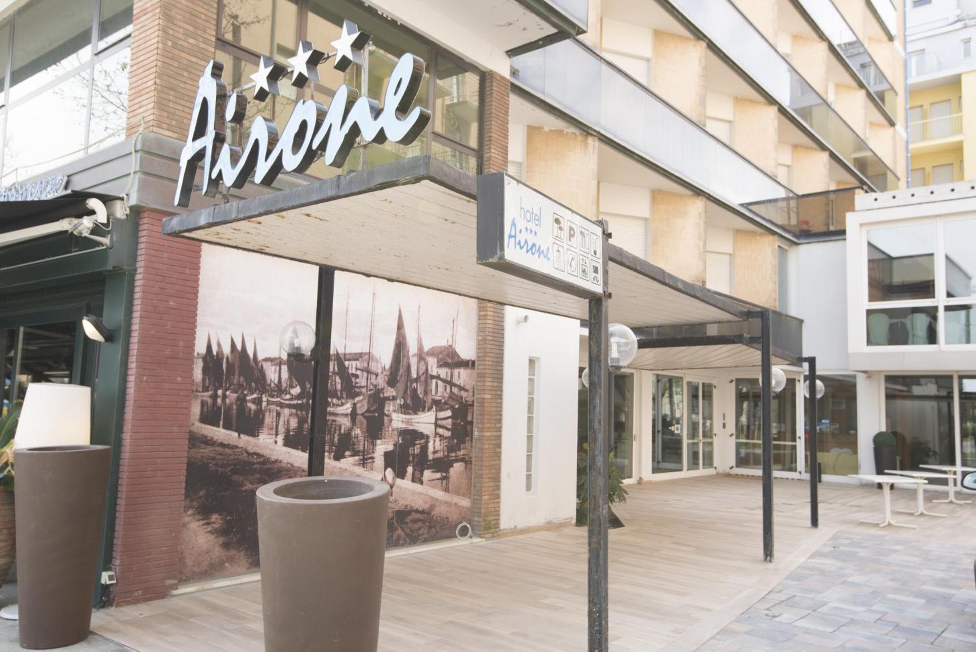 Hotel Airone Rimini Exterior photo